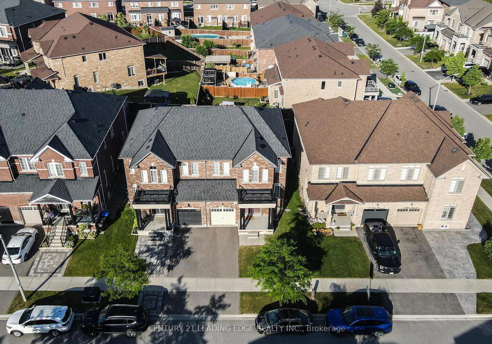 13-fortis-crescent-bradford-west-gwillimbury-ontario-n12259696