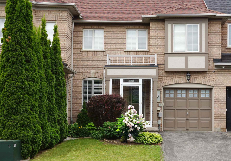 322-coachwhip-trail-newmarket-ontario-n12259873