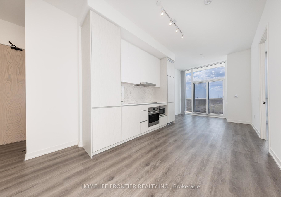 28-interchange-way-vaughan-ontario-n12259911