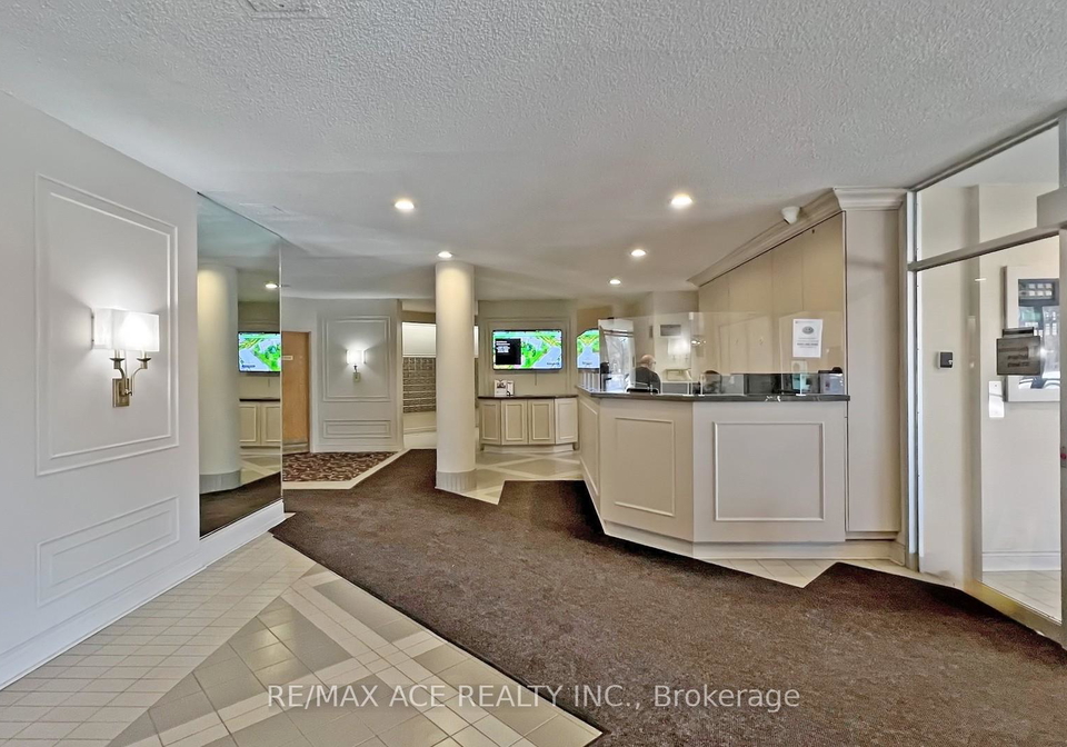 326-major-mackenzie-drive-e-richmond-hill-ontario-n12260446