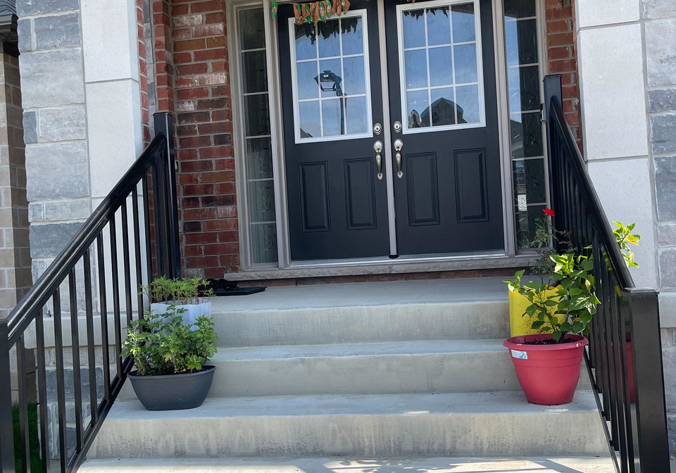 240-seaview-heights-east-gwillimbury-ontario-n12260458