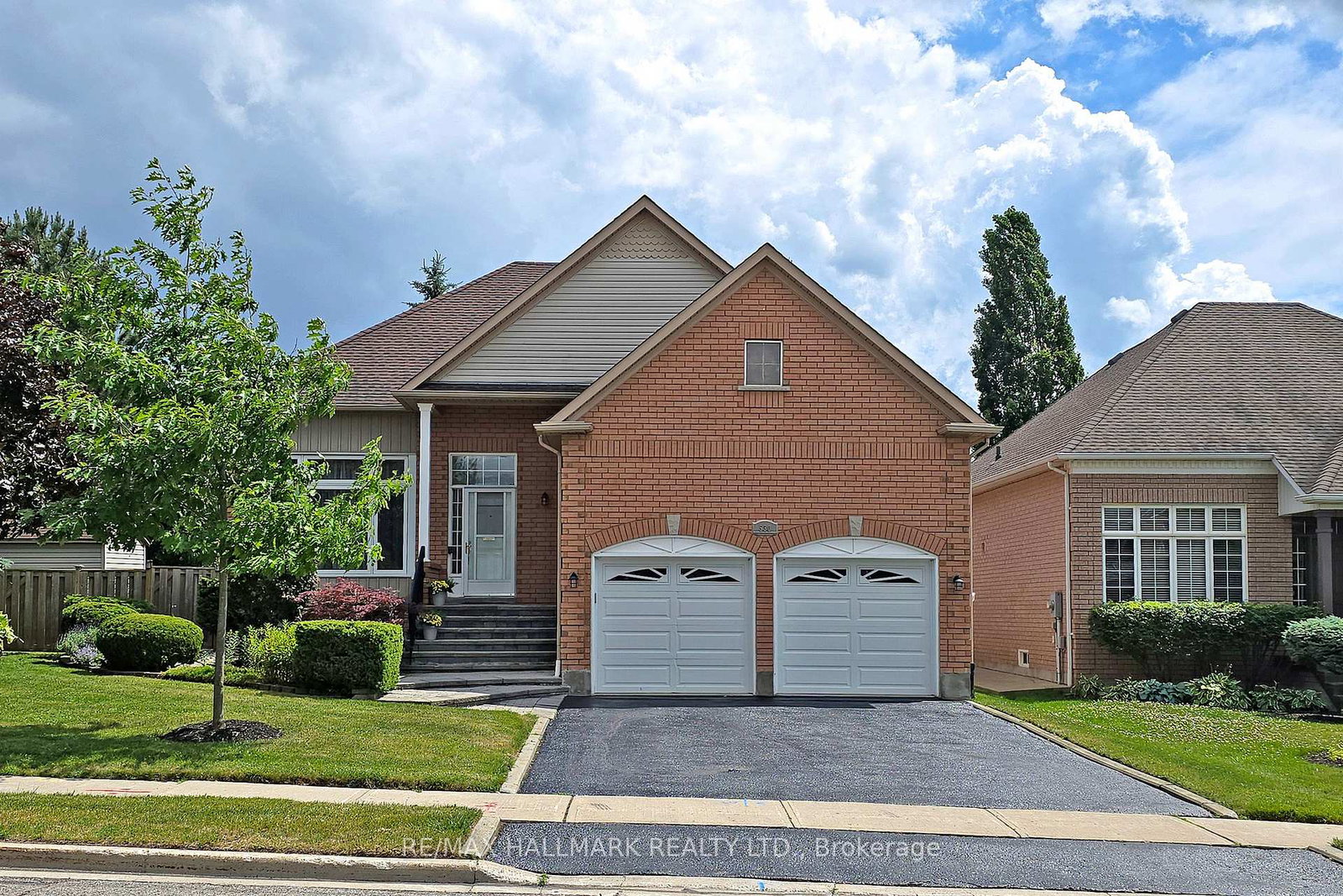 530-laurel-wood-gate-newmarket-ontario-n12260920