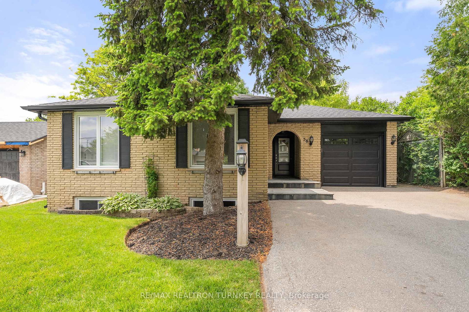 58-olive-street-east-gwillimbury-ontario-n12261212