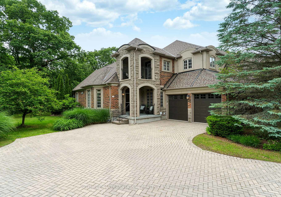10-kendrick-crescent-aurora-ontario-n12261251