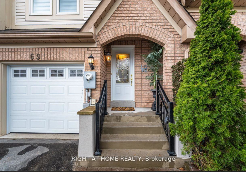 69-evelyn-buck-lane-aurora-ontario-n12261701