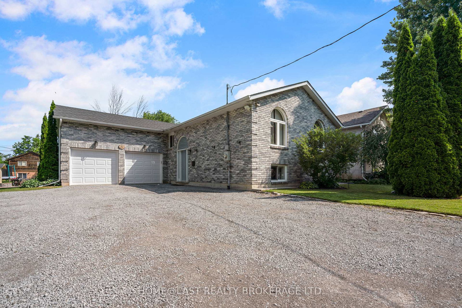 32-evelyn-avenue-georgina-ontario-n12261859