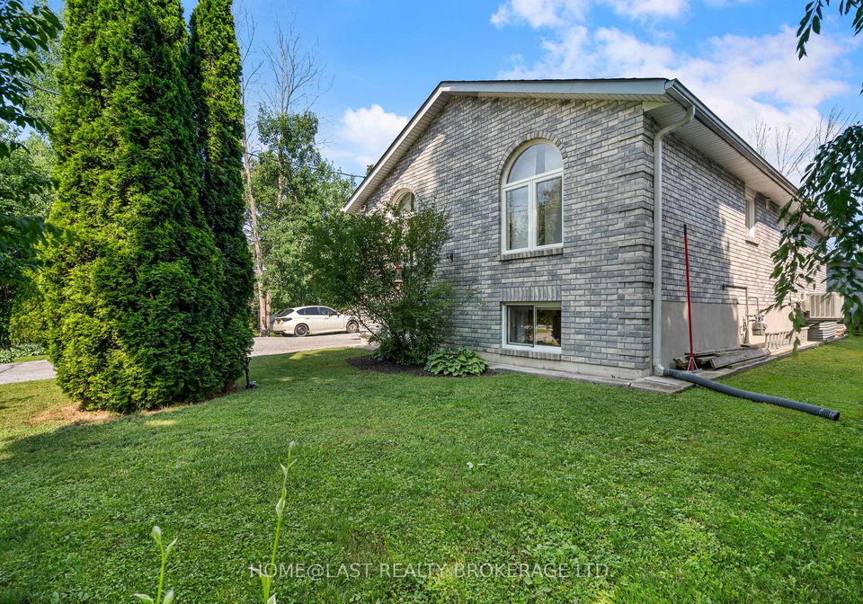 32-evelyn-avenue-georgina-ontario-n12261859