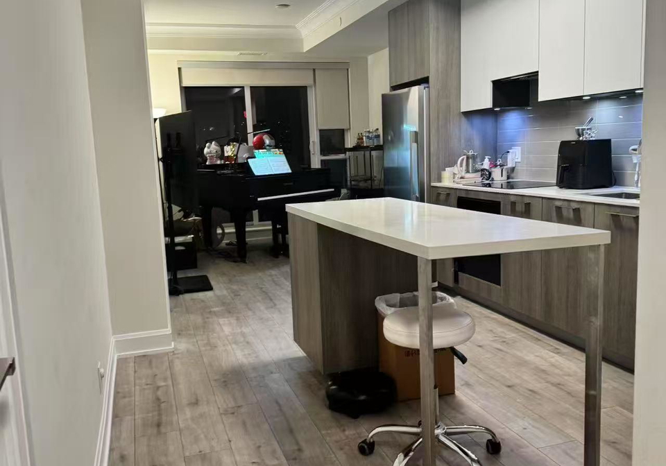 8-water-walk-drive-markham-ontario-n12261892