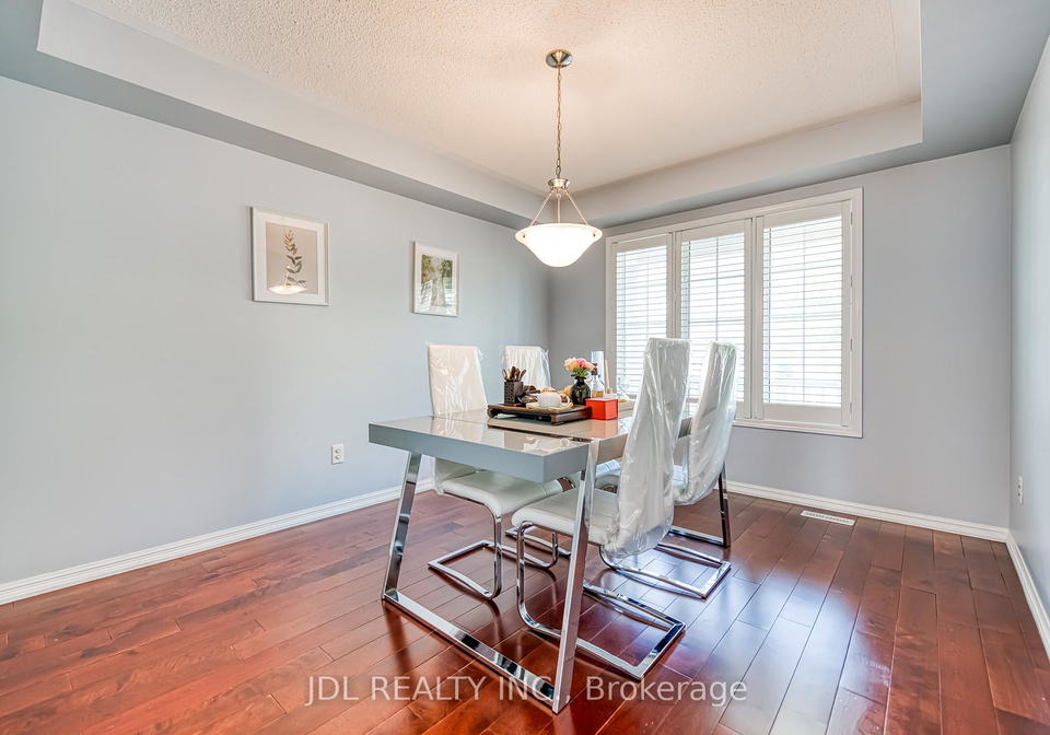 33-walter-sangster-road-whitchurch-stouffville-ontario-n12262070