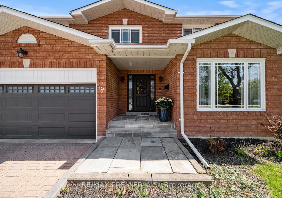 19-claudia-avenue-vaughan-ontario-n12262404