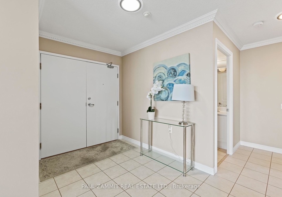 9015-leslie-street-richmond-hill-ontario-n12263078