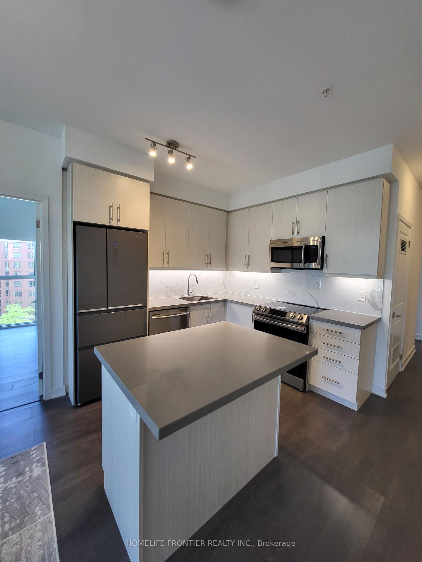 75-oneida-crescent-richmond-hill-ontario-n12263314