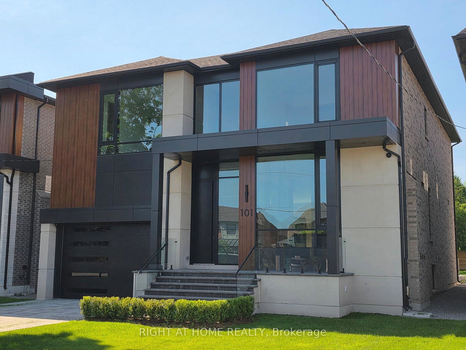 101-douglas-road-richmond-hill-ontario-n12263503