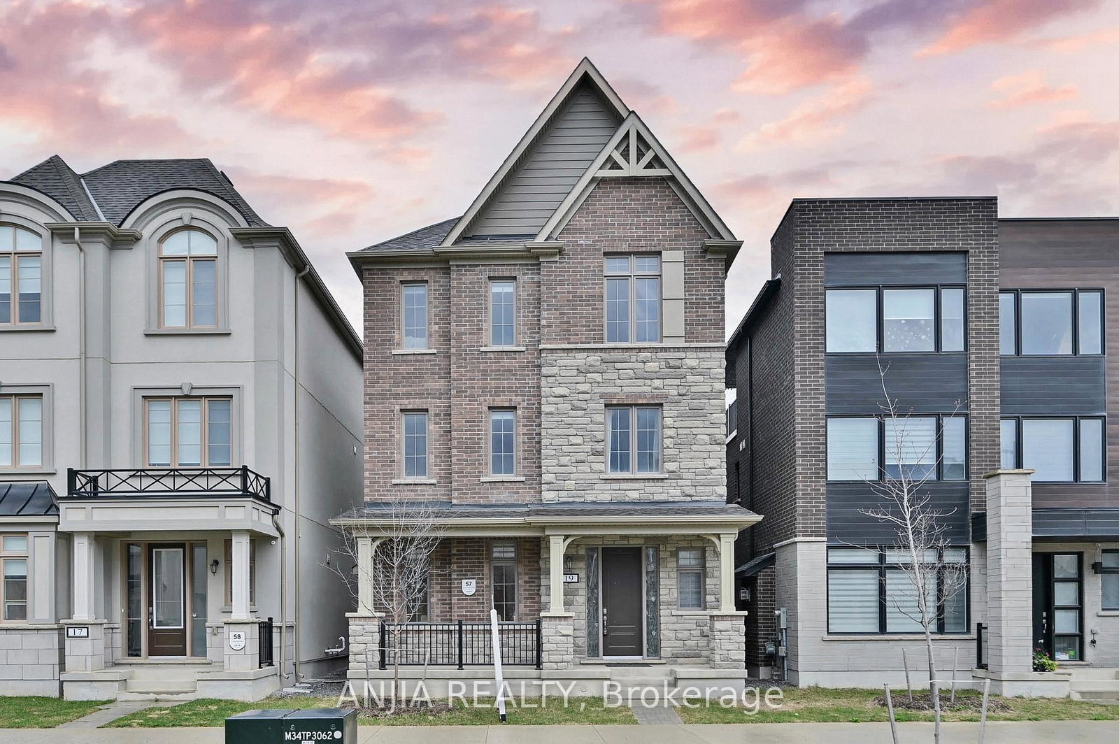 19-york-downs-boulevard-markham-ontario-n12263655