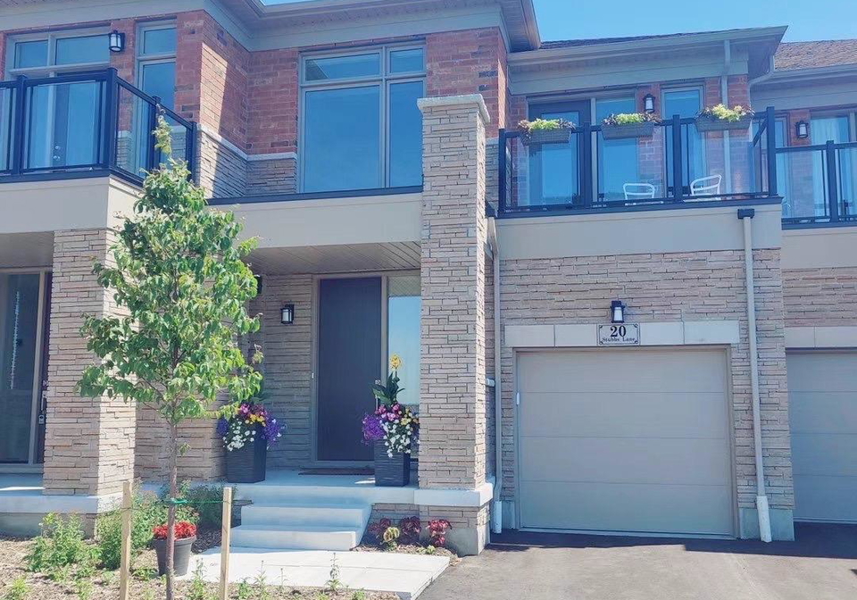 20-stubbs-lane-aurora-ontario-n12263751