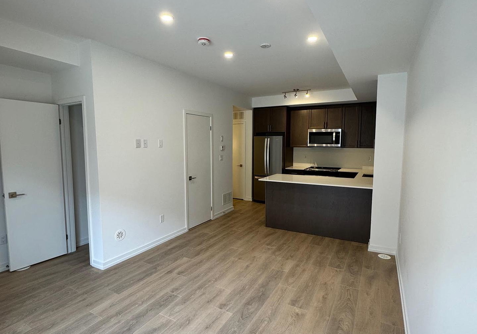 17-lytham-green-circle-newmarket-ontario-n12264530