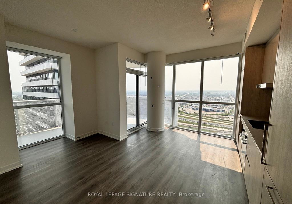 225-commerce-street-vaughan-ontario-n12264596