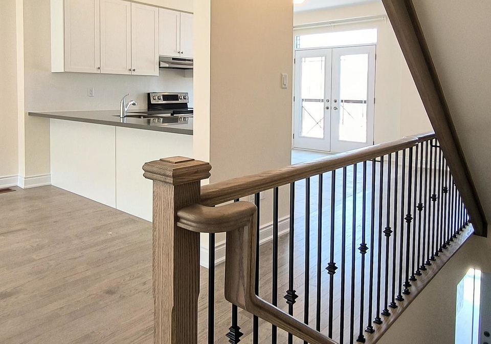 45-elgin-court-bradford-west-gwillimbury-ontario-n12266344