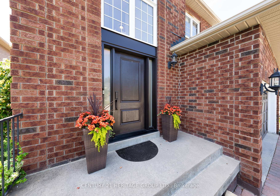 945-best-circle-newmarket-ontario-n12267194