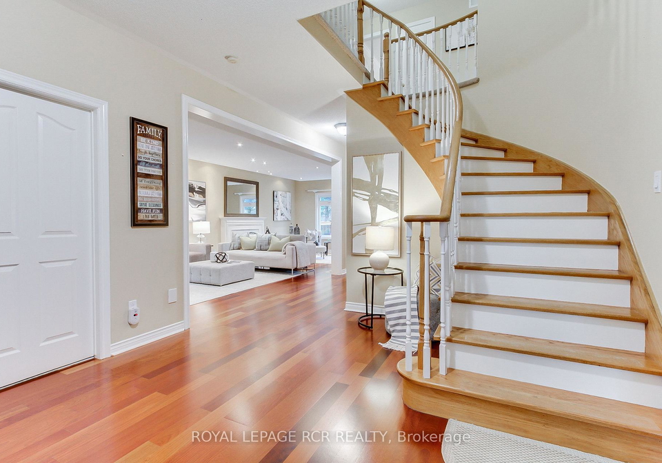 558-lyman-boulevard-newmarket-ontario-n12267497