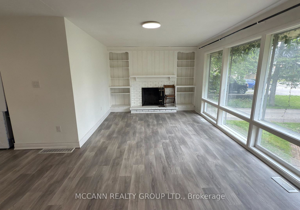 562-mulock-court-newmarket-ontario-n12268151