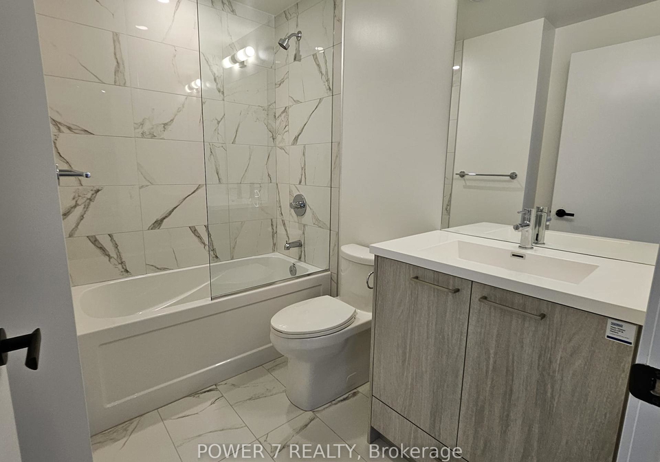 28-interchange-way-vaughan-ontario-n12268807