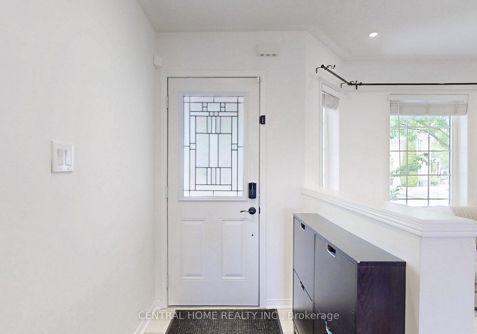 117-knapton-drive-newmarket-ontario-n12269258