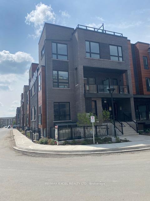 17-lytham-green-circle-newmarket-ontario-n12269400