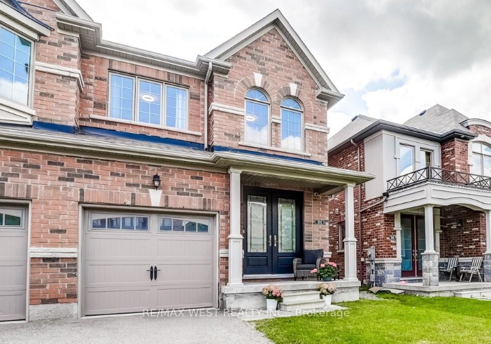 702-yarfield-crescent-newmarket-ontario-n12269596
