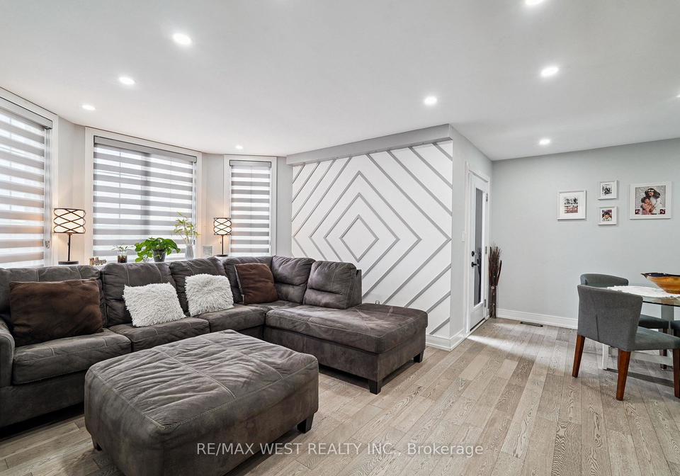 36-madeira-avenue-vaughan-ontario-n12270807