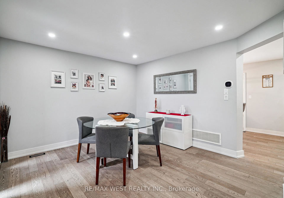 36-madeira-avenue-vaughan-ontario-n12270807