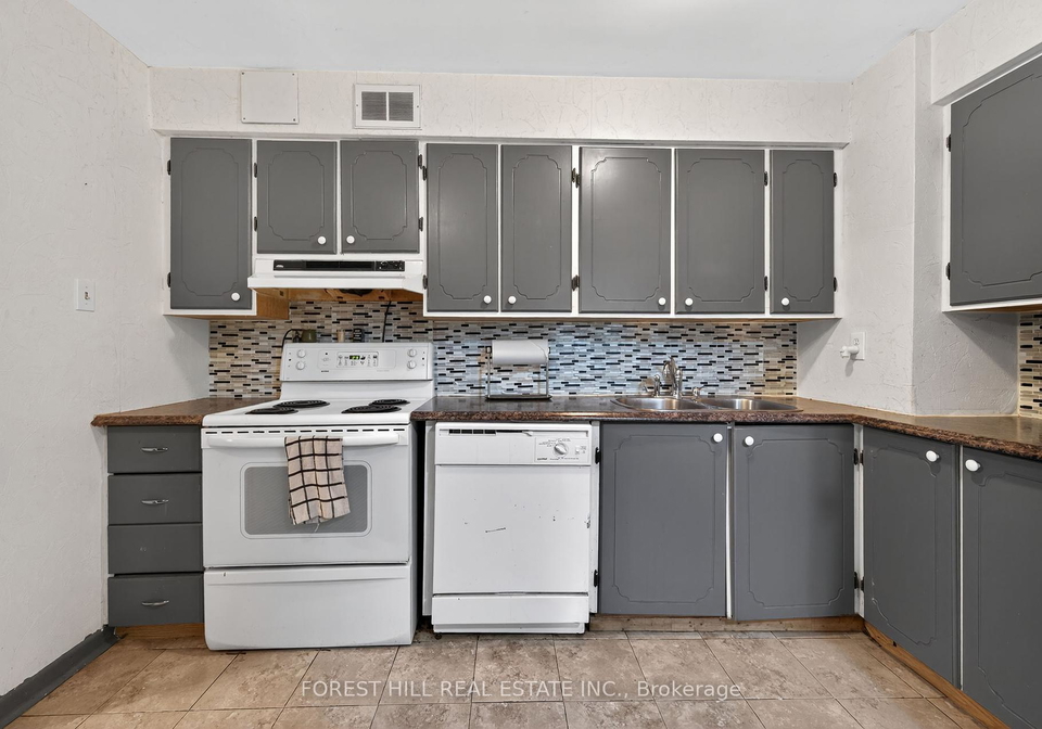 1-royal-orchard-boulevard-markham-ontario-n12272005