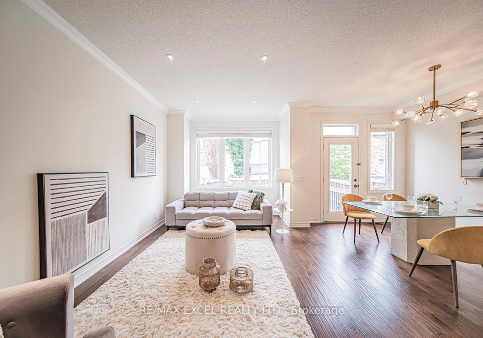 104-harvest-hills-boulevard-east-gwillimbury-ontario-n12272015