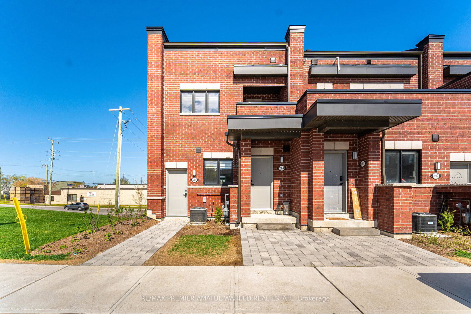 220-dissette-street-bradford-west-gwillimbury-ontario-n12272556