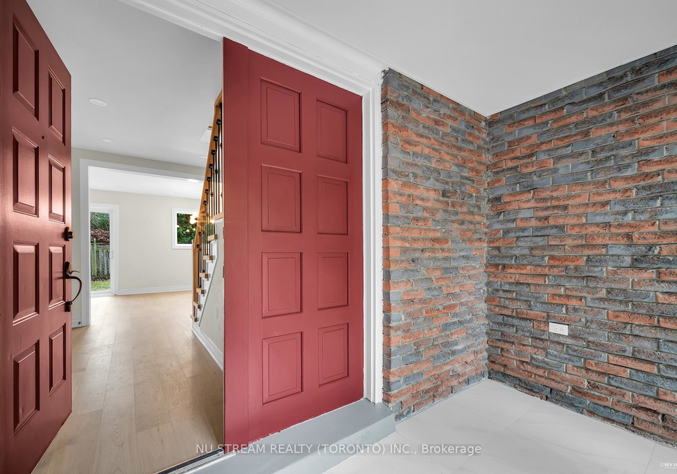 9-liebeck-crescent-markham-ontario-n12273615
