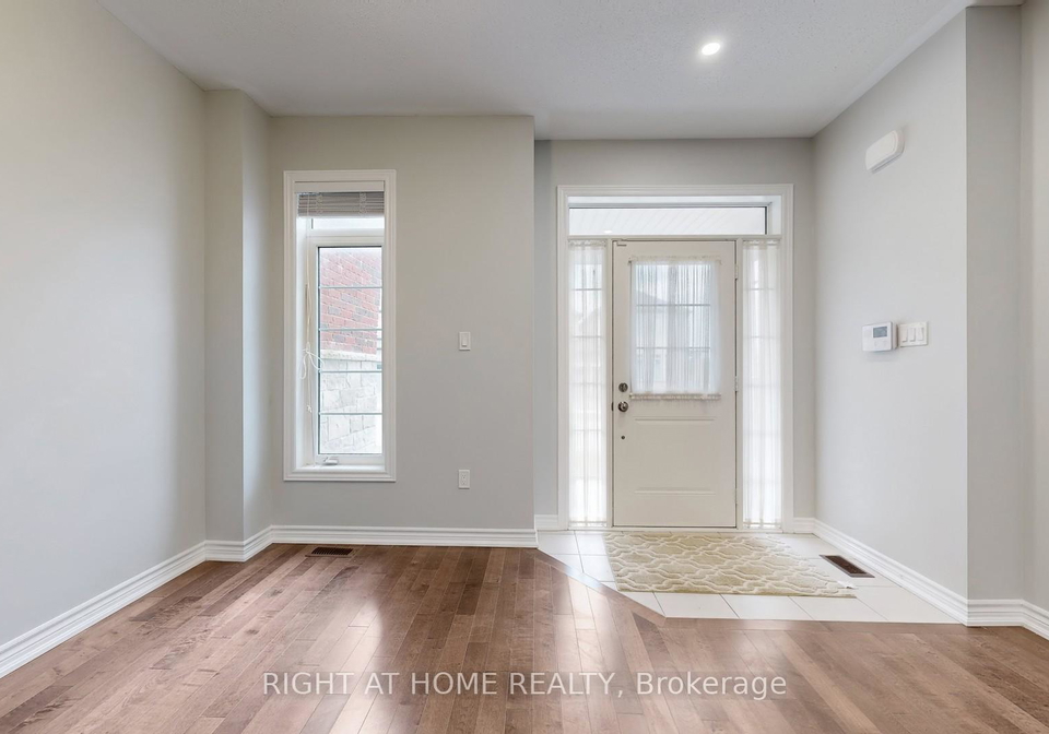 71-mondial-crescent-east-gwillimbury-ontario-n12273688