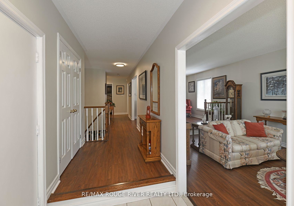 48-enzo-crescent-uxbridge-ontario-n12273831