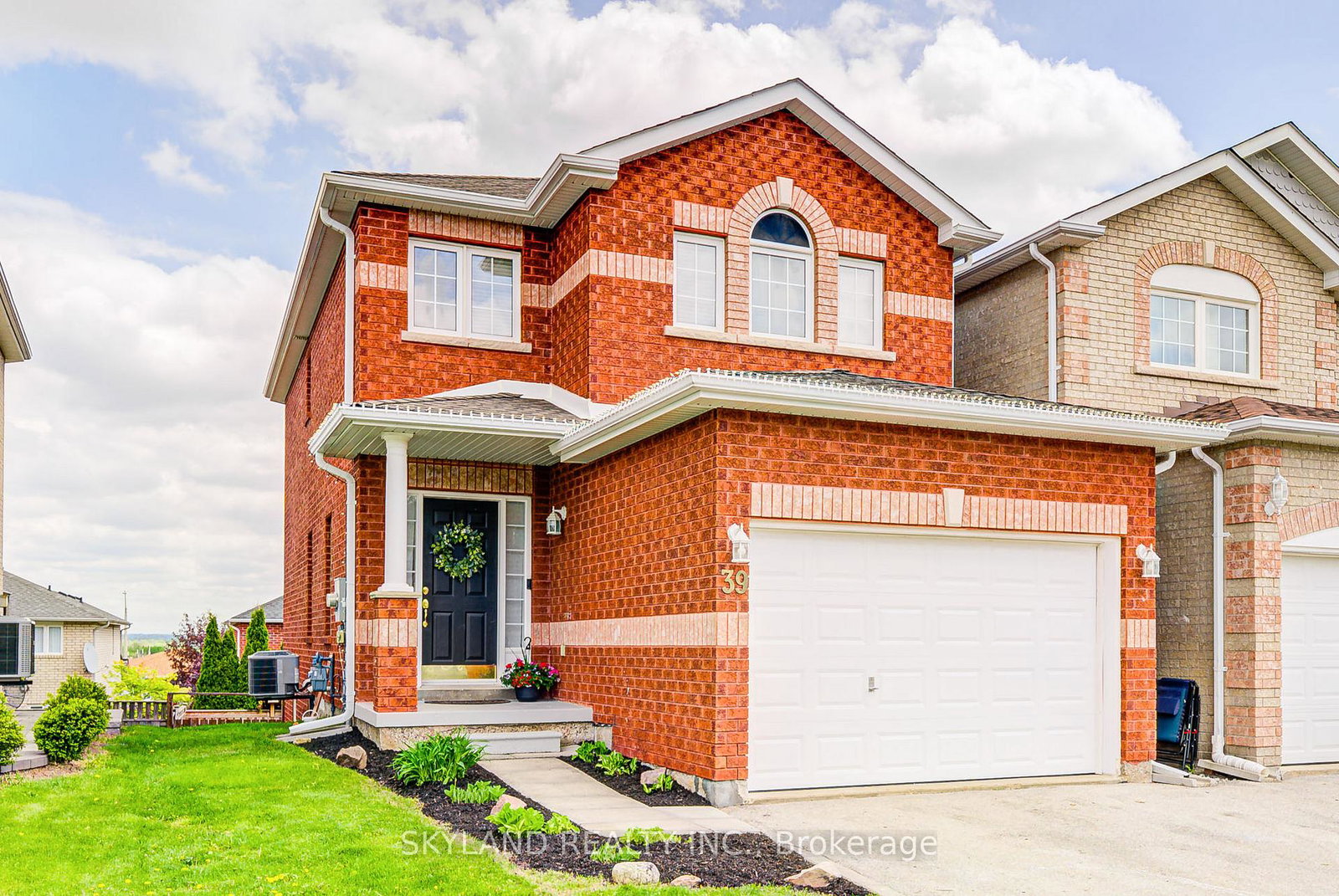 39-smith-street-bradford-west-gwillimbury-ontario-n12274809