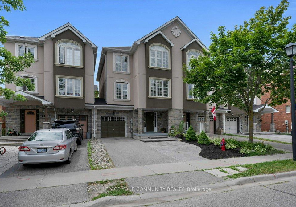 79-gail-parks-crescent-newmarket-ontario-n12275822