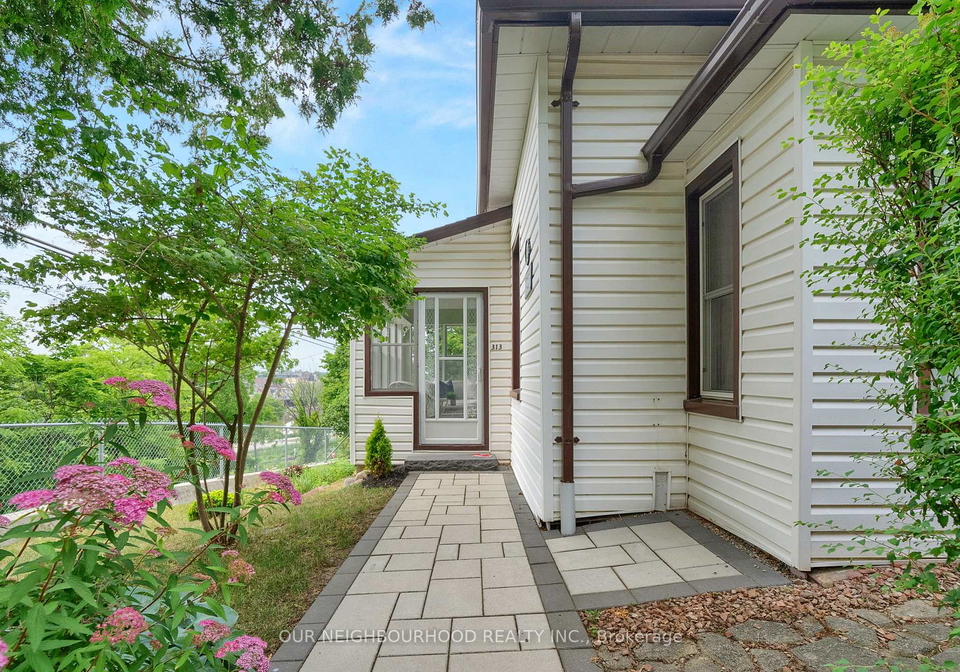 313-second-street-newmarket-ontario-n12276009