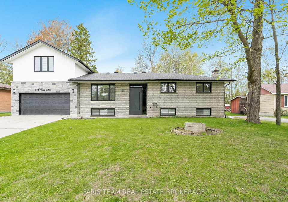 748-trinity-street-innisfil-ontario-n12276308