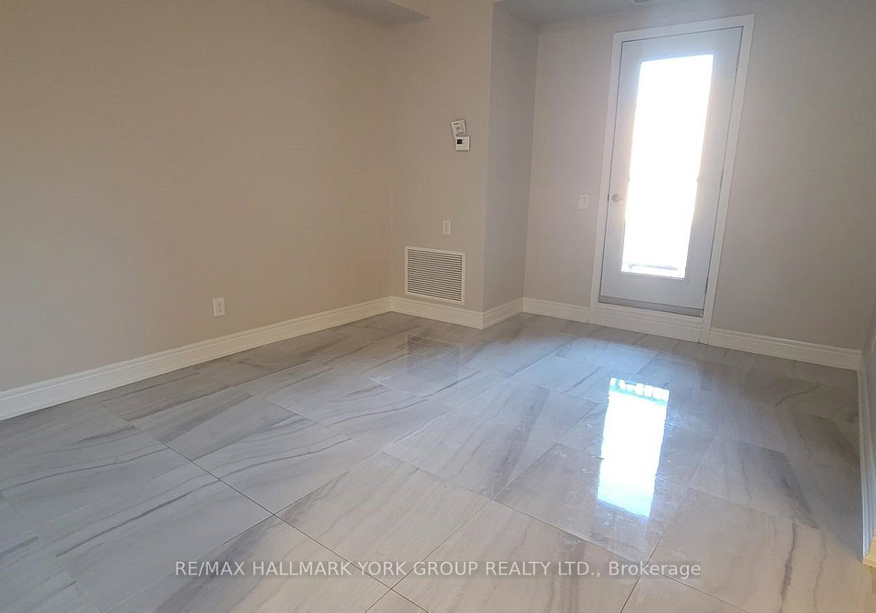 32-wellington-street-e-e-aurora-ontario-n12277101