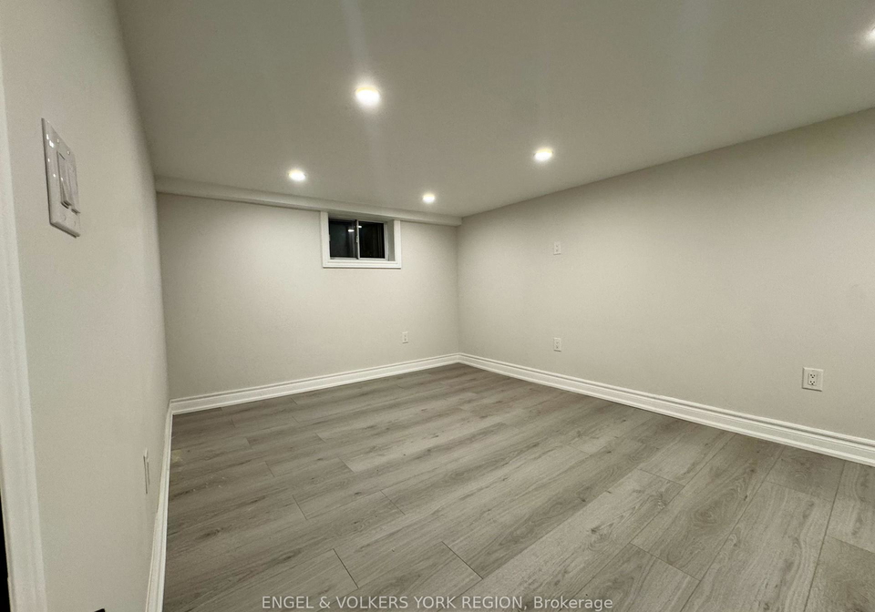 185-rumble-avenue-richmond-hill-ontario-n12277452