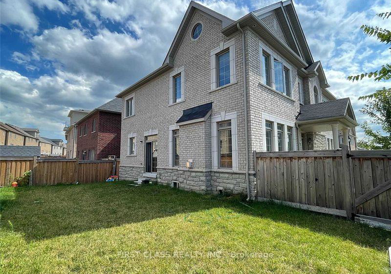 1068-grainger-trail-newmarket-ontario-n12277687