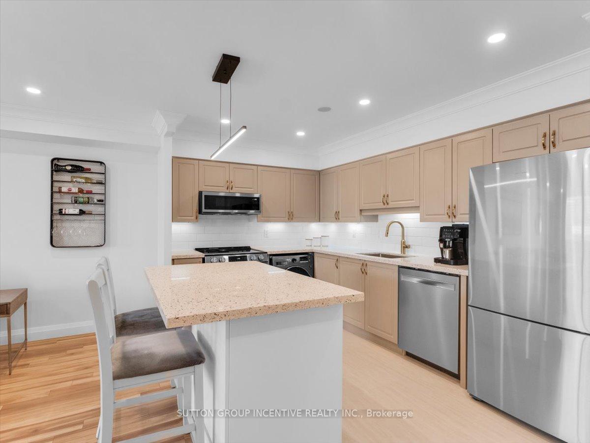 260-davis-drive-newmarket-ontario-n12278192