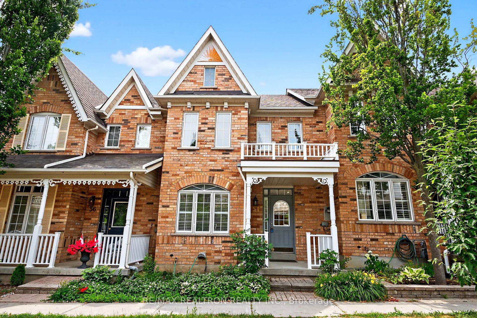 54-dancers-drive-markham-ontario-n12278687