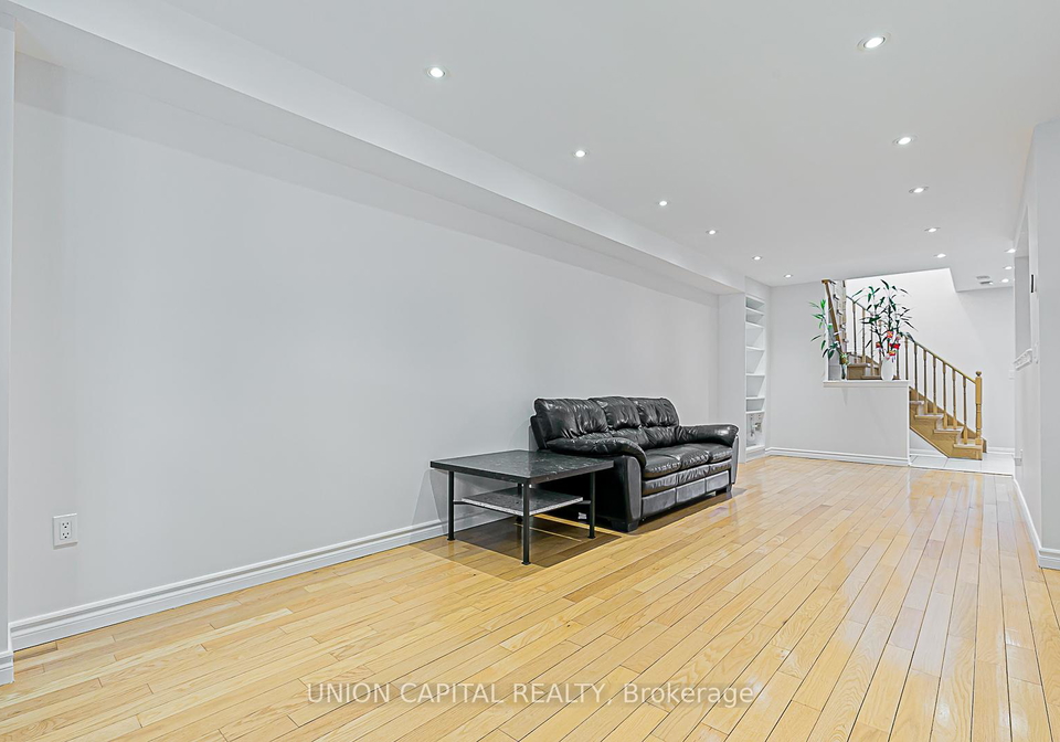 533-bur-oak-avenue-markham-ontario-n12281040