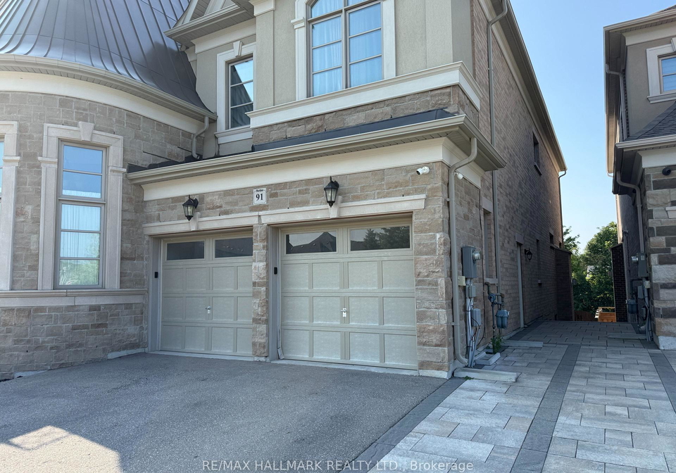 91-glensteeple-trail-aurora-ontario-n12281266