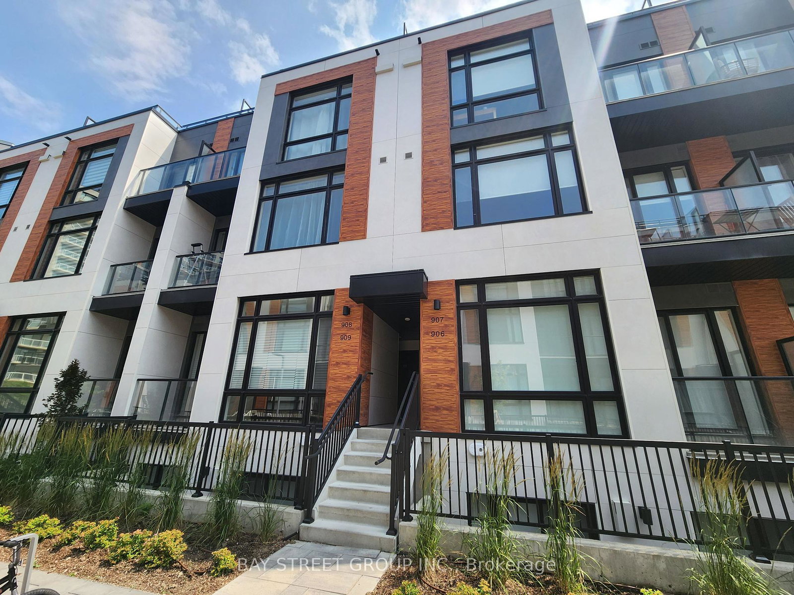 2-steckley-house-lane-richmond-hill-ontario-n12281390