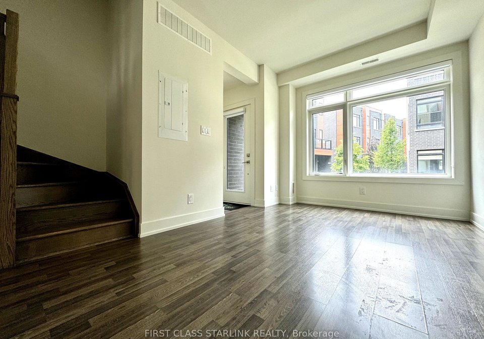 370c-red-maple-road-richmond-hill-ontario-n12281477